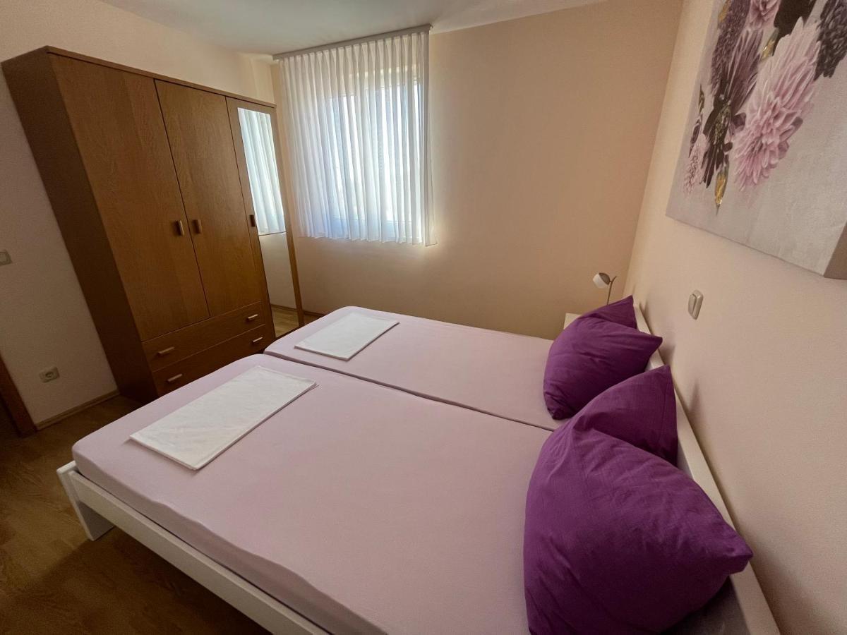 Apartmani Emil Trogir Exterior foto