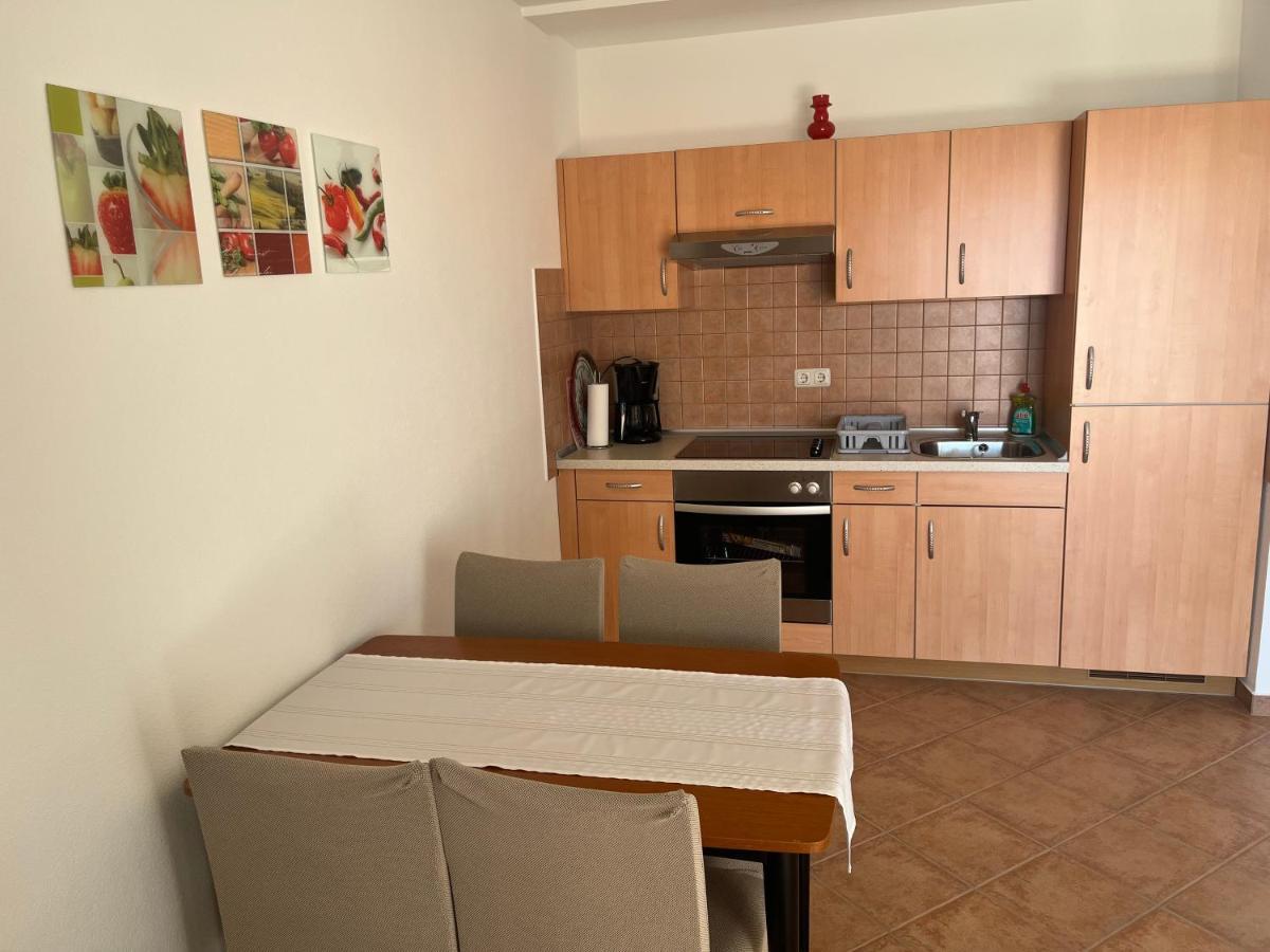 Apartmani Emil Trogir Exterior foto
