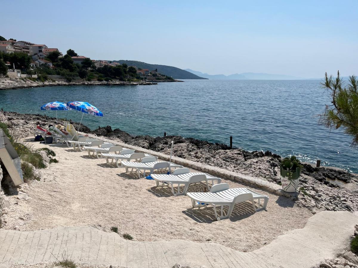 Apartmani Emil Trogir Exterior foto